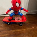 Brinquedo infantil com o herói Homem-Aranha